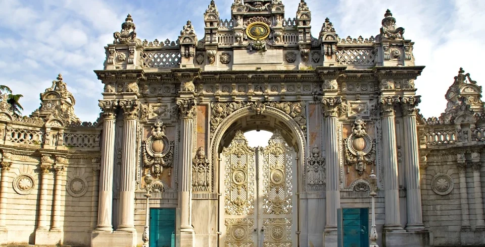 dolmabahçe sarayı