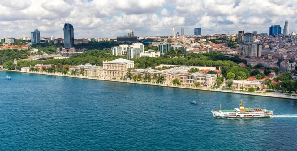 dolmabahçe sarayı